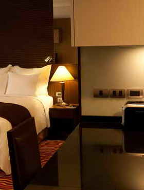 Διαμερίσματα και B&B